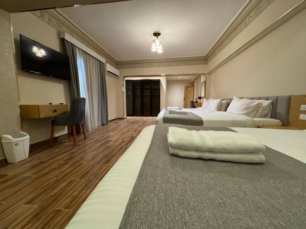 Deluxe Quadruple Room - Accommodation