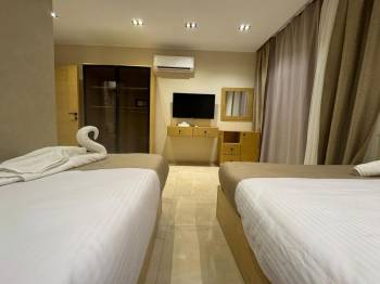 Family Suite with Balcony4
